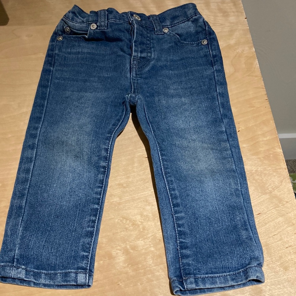 18 month- 7 for all mankind